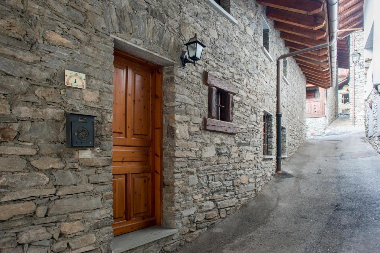 Mont Blanc Apartments Morgex Bagian luar foto